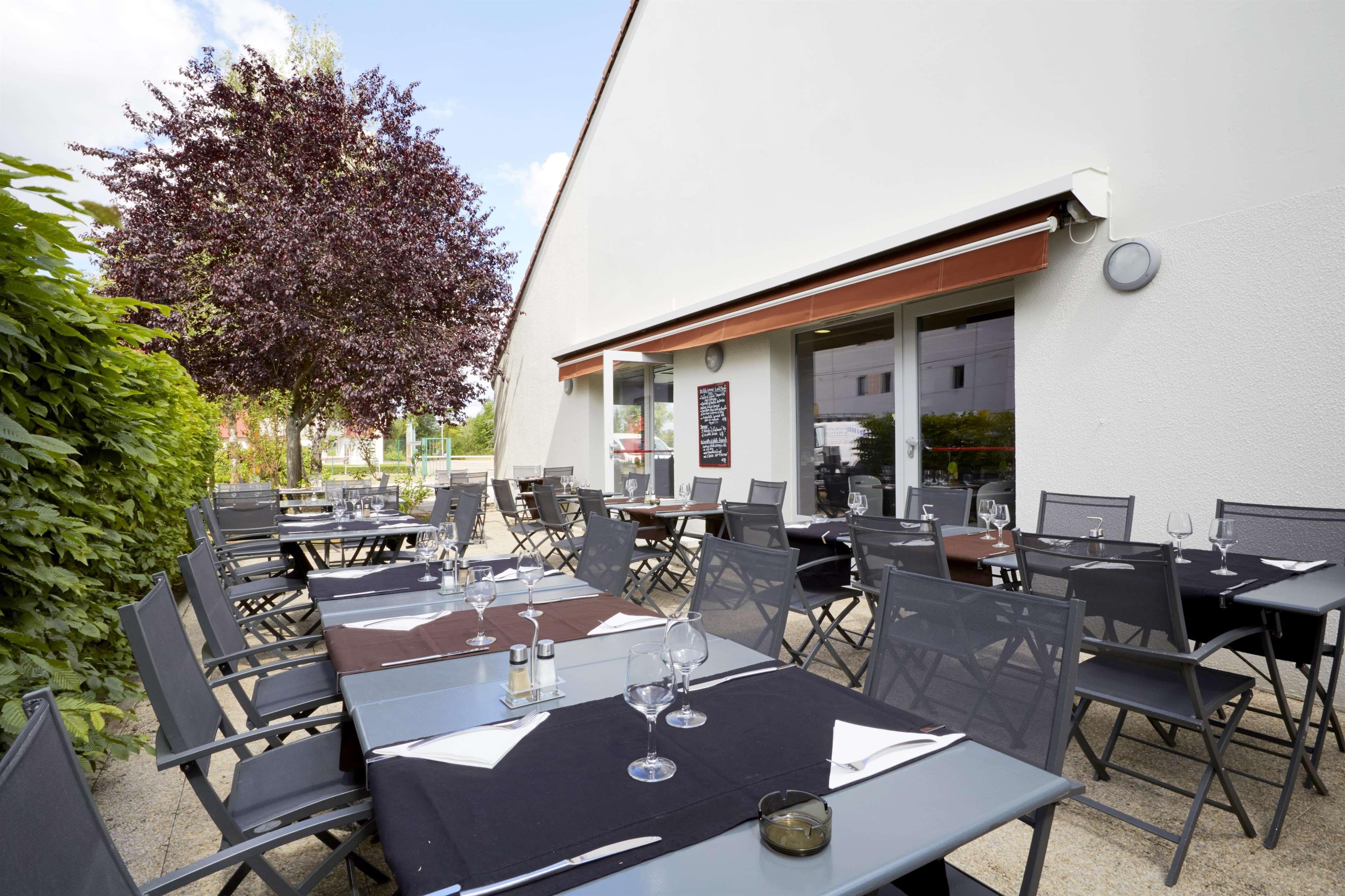 Hotel Campanile Chalon Sur Saone Exterior foto